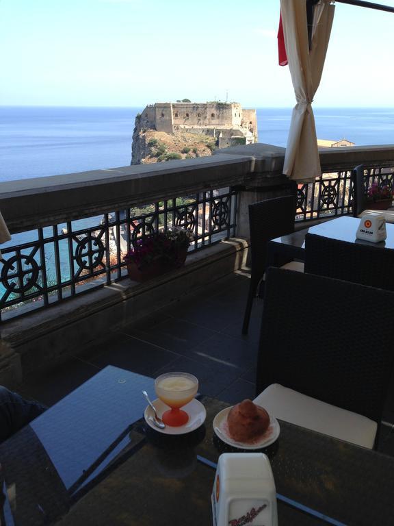 B&B Al Vicoletto Scilla Bagian luar foto
