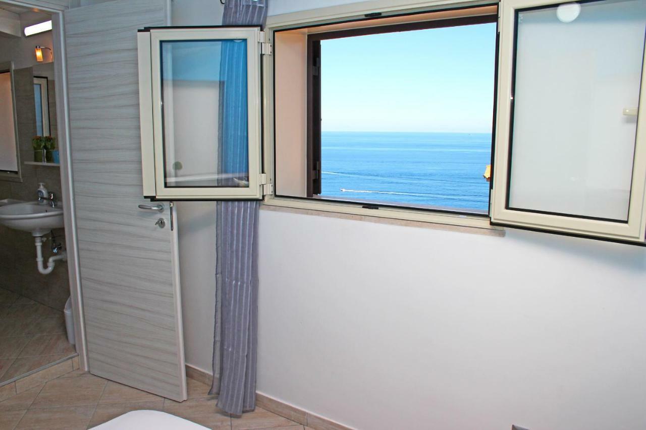 B&B Al Vicoletto Scilla Bagian luar foto